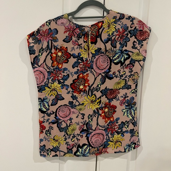 Halogen Ruffle Sleeveless Pink Top - Picture 2 of 4